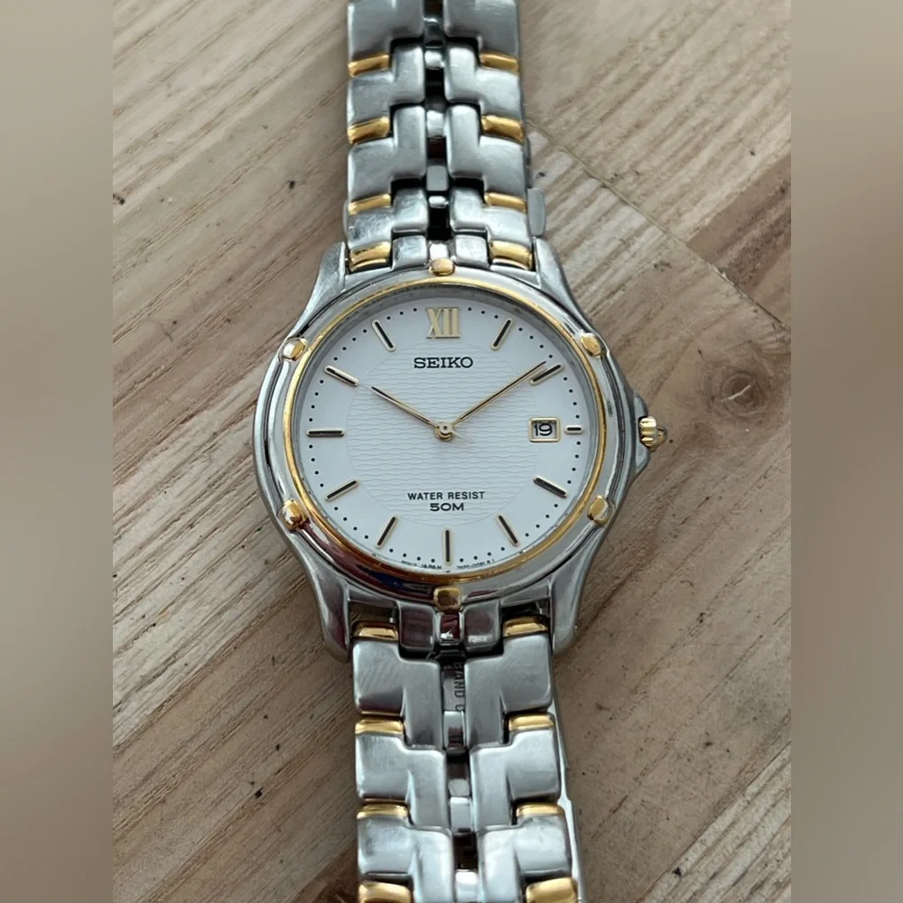 Seiko Vintage Men’s Watch White Dial Two-Tone Bracelet Gold-Tone Markers Date